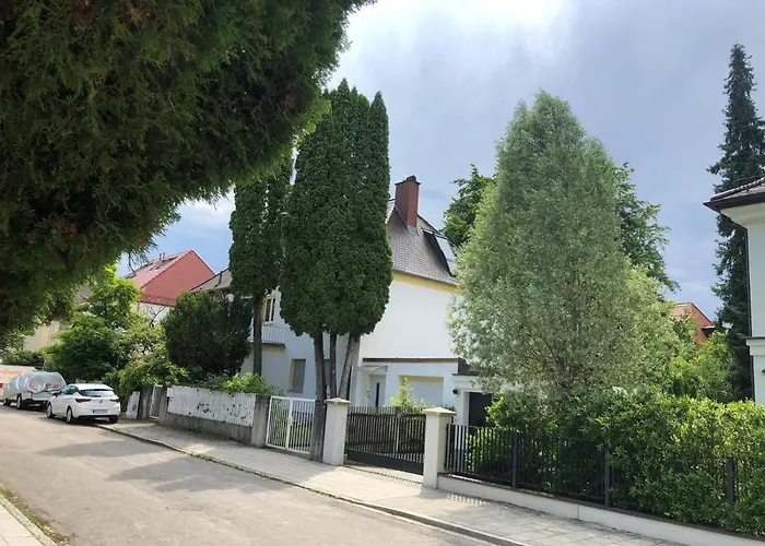 Idyllische Penthouse-Wohnung in super Lage